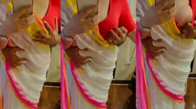 Hot aunty boobs pressing sexy mms