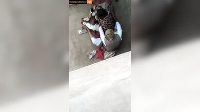 Rajasthani sasur bahu fucking at home!