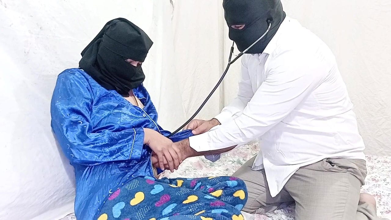 Seher Umar was warmed up by the doctor with an injection and hard fucked in his ass