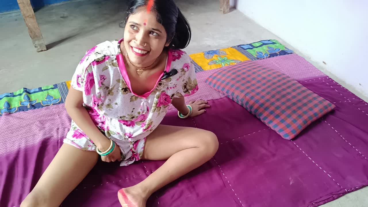 Newly Married Bengali Village Wife Romance with Gulabi Frock and