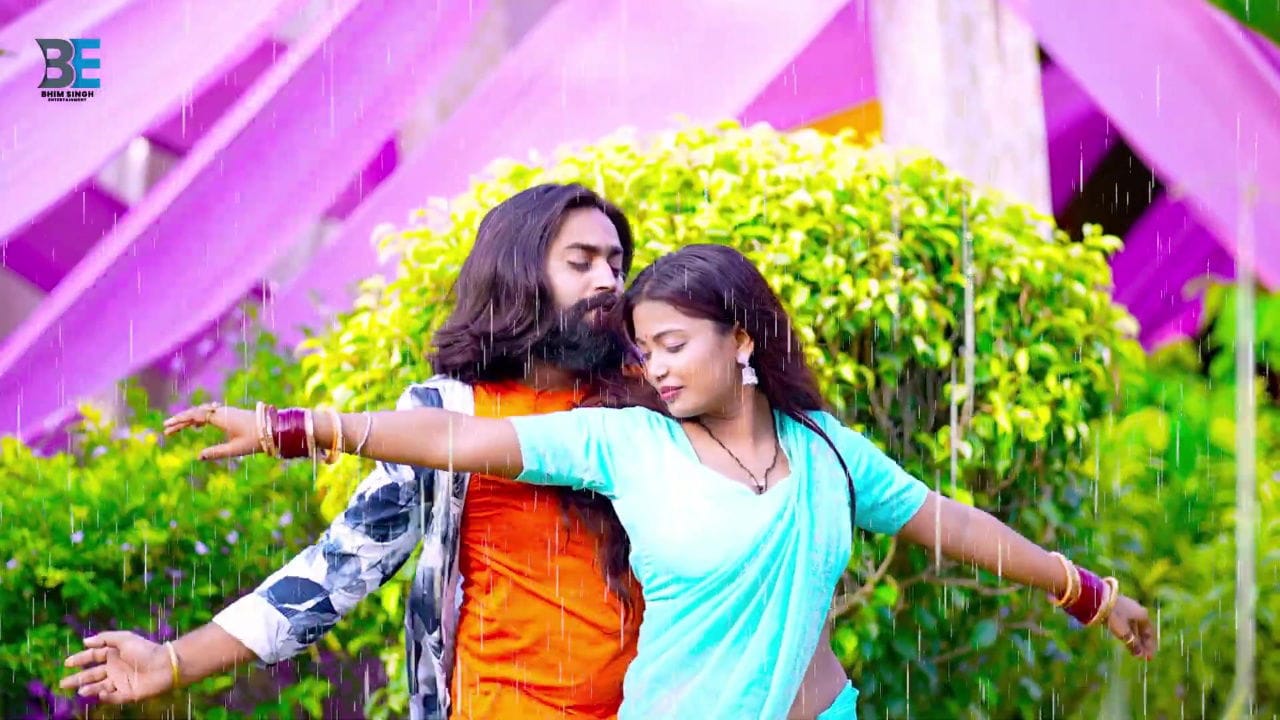 An Unknown hot rain song – Sareeless, NavelBoob caressed, Wet 2