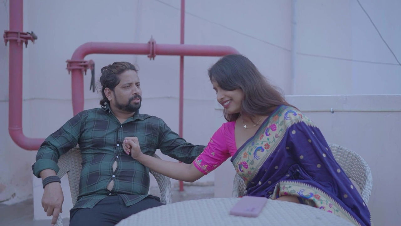 Ghar ke naukar ne malkin ko ghodi bna kar choda