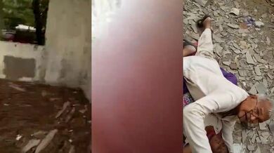 Desi budha fucking callgirl bhabhi in khandar