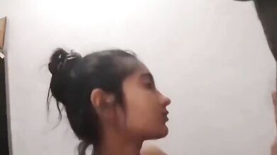 Marathi sexy girl giving hot sucking to black cock of boyfriend