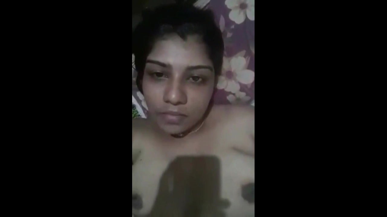 Steamy Mallu Aunty Video Call Part 2 – Viral Desi MMS on Desi49 Featuring Hot Aunty and Bhabhi Vibes