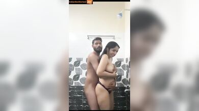 Amateur devar bhabhi hot bathroom romance video
