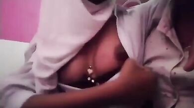 Young muslim girlfriend restaurant boobs sucking mms