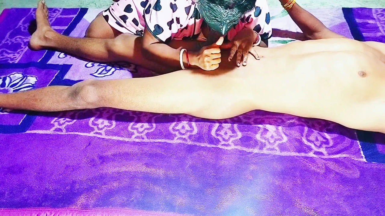 Steamy Desi Mamoni Bhabhi’s Village Blowjob – Hot Indian MMS Leak