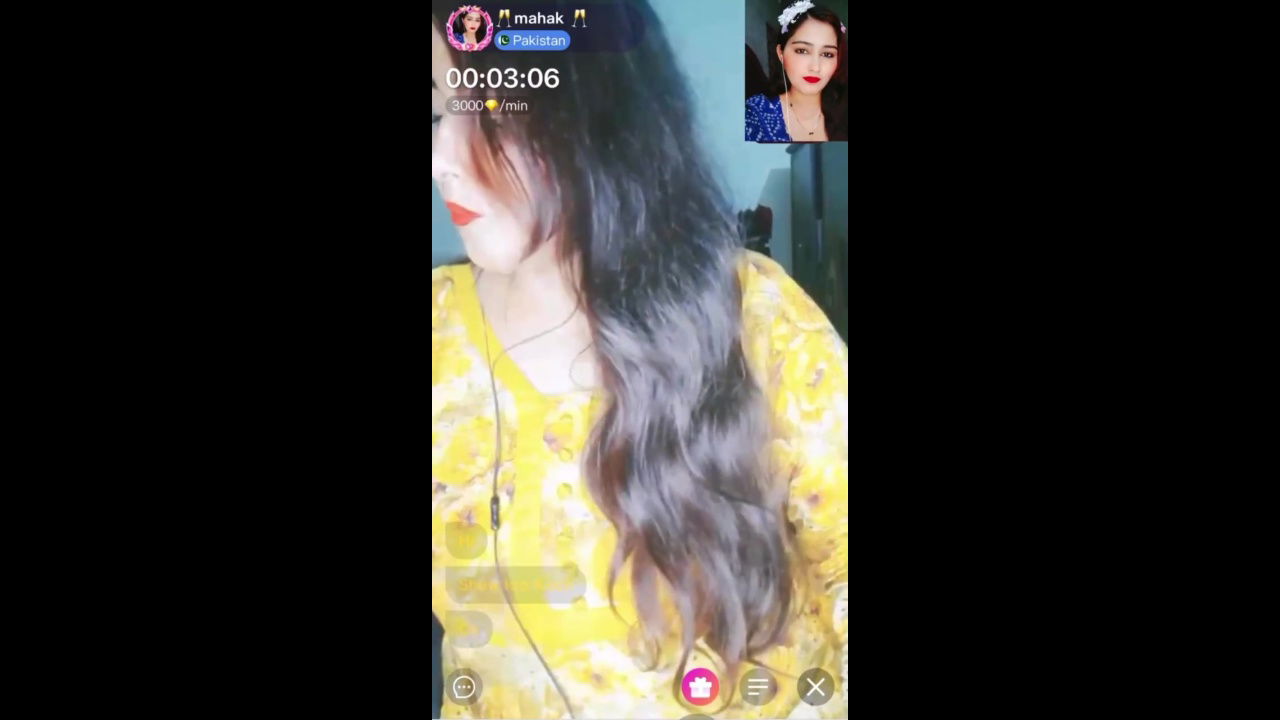 Mahak Bhabhi’s Steamy Desi MMS and Viral Clips on Desi49