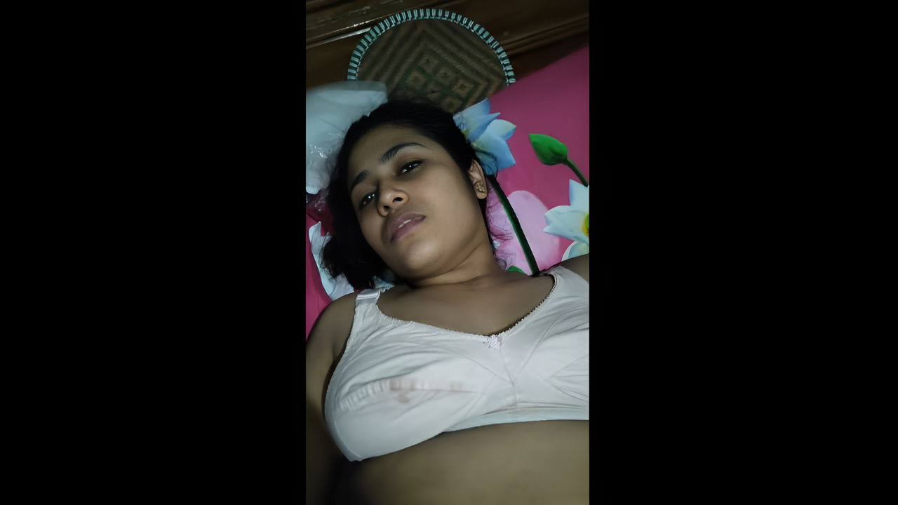 Hot Desi Wife Fucked Passionately by Husband in Viral Desi MMS