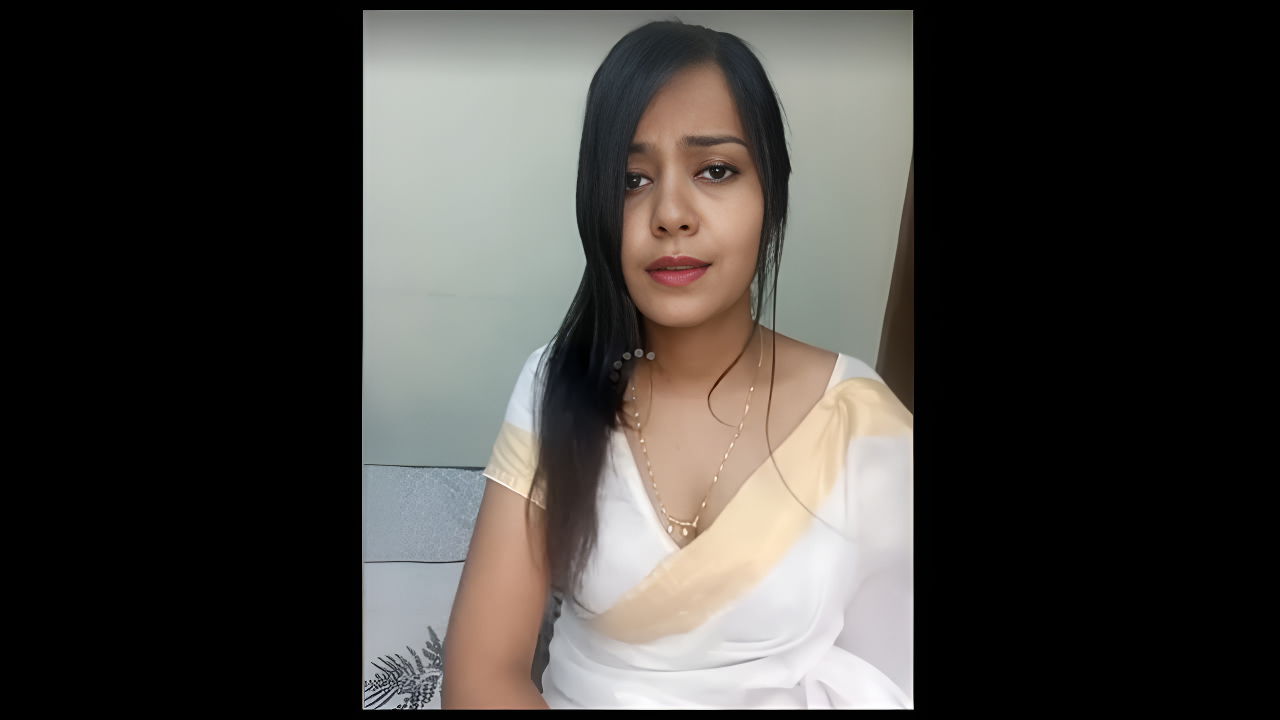 Sizzling Miss Riyasingh Stripchat Ticket Show – Hot Desi Video & Viral Desi Clips