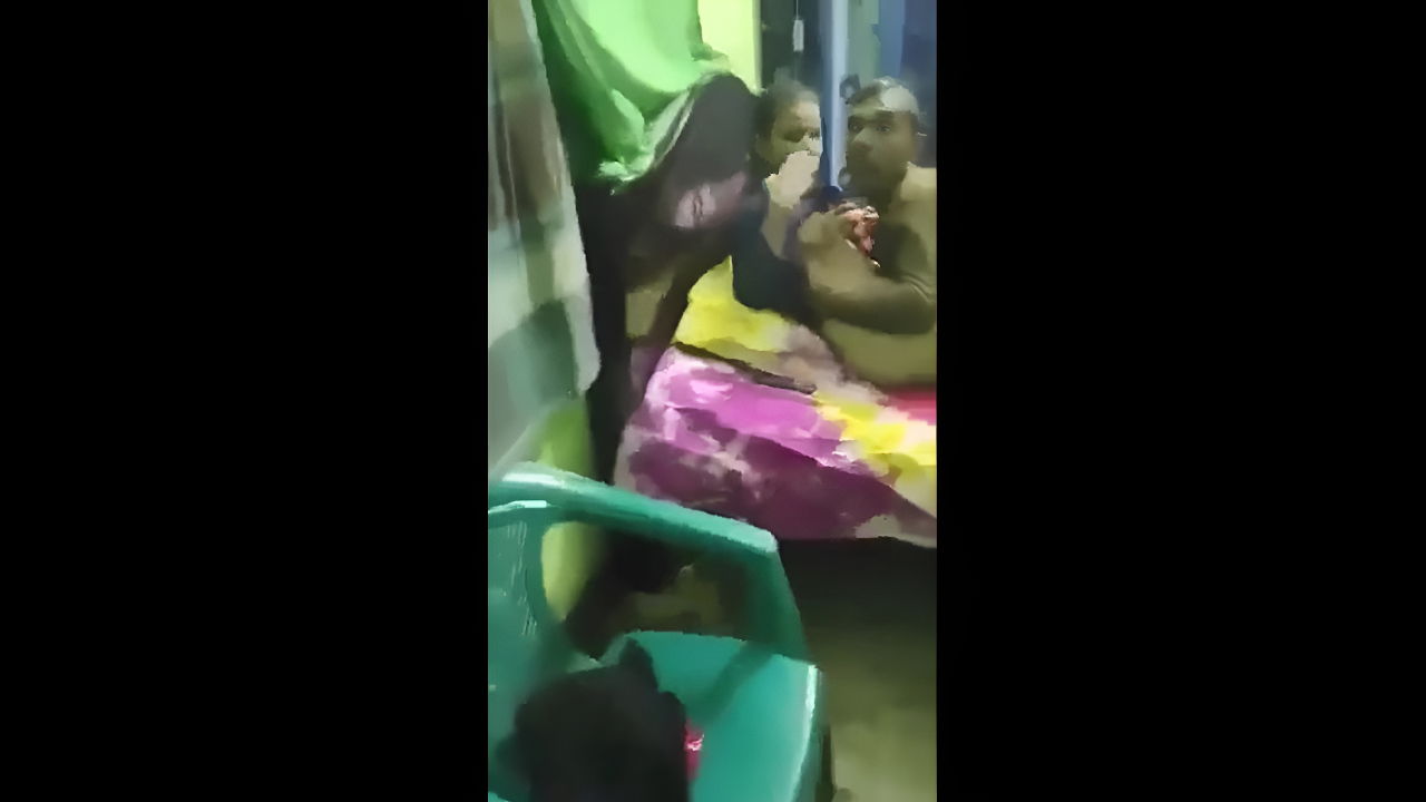 Desi Old Man Passionately Fucks Young Village Girl in Viral Desi MMS