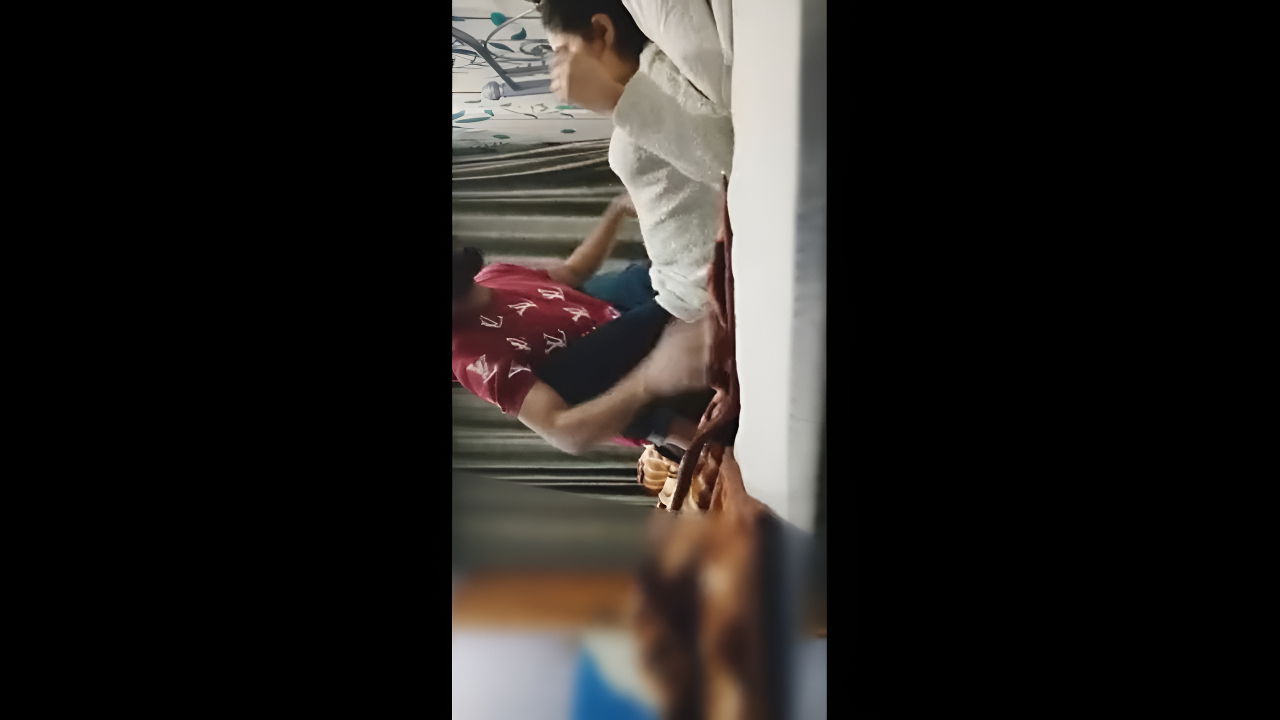 Desi Bhabhi’s Intense Sex with Gym Trainer – Viral Desi MMS Clip